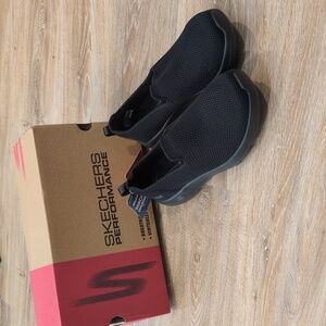 ❤️NIB Skechers Performance Goga Mat Black Mesh Slip-Ons Women's size 5 WIDE Fit